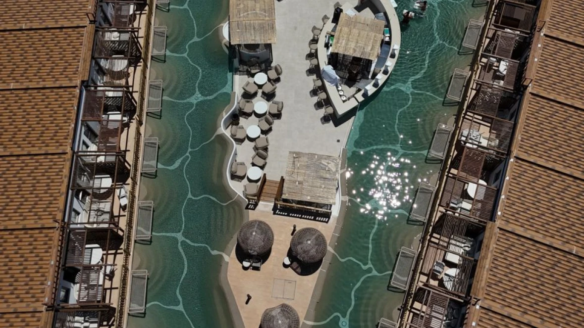 Paradise Island Pool
