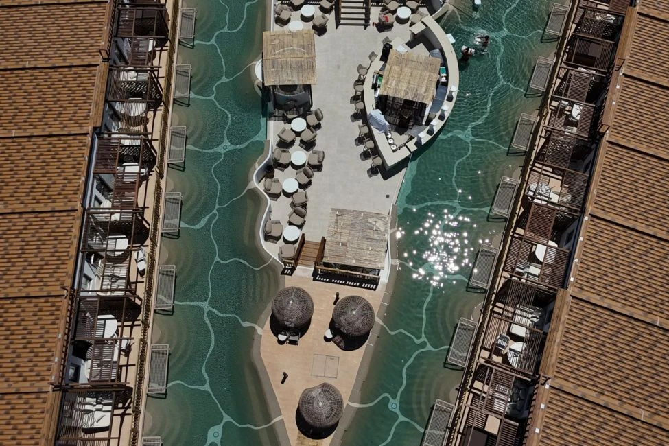 Paradise Island Pool