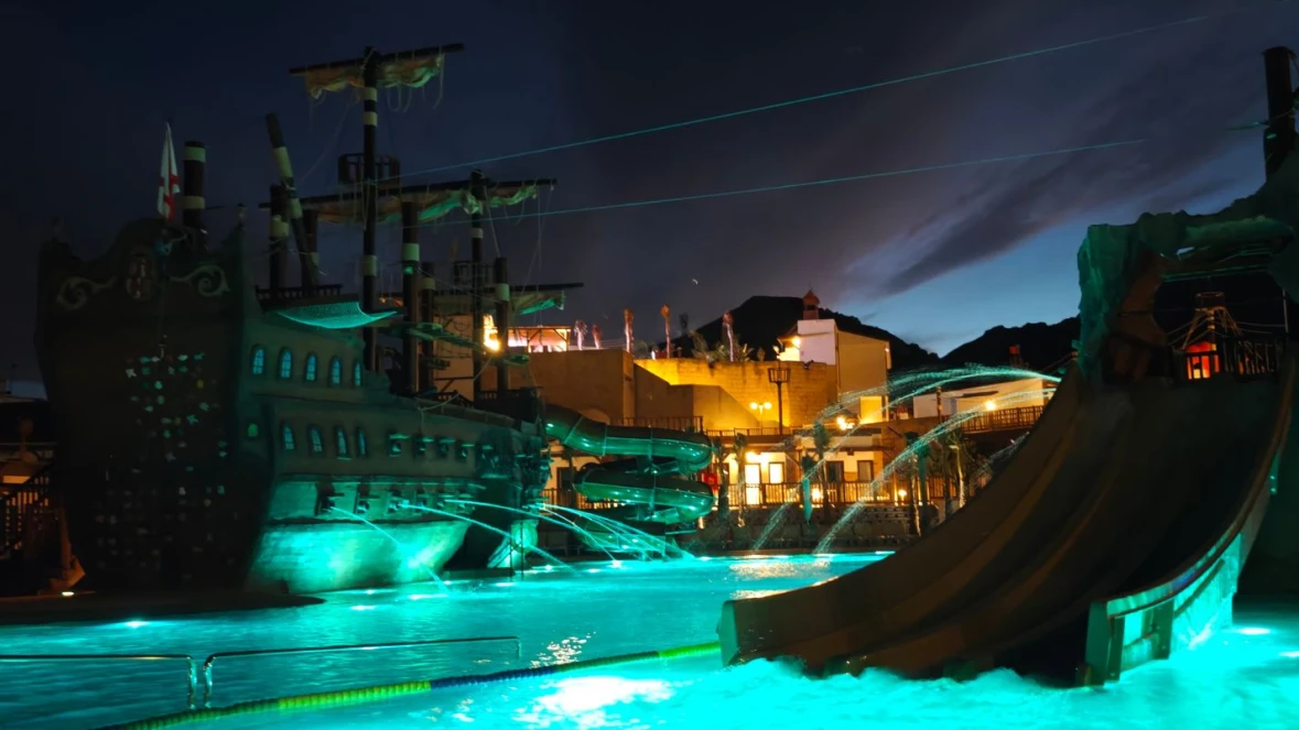 Battleship Lagoon Pool