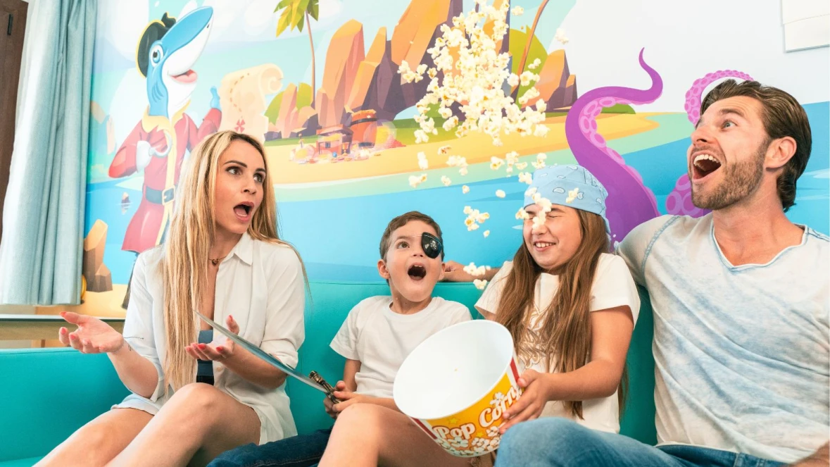 2 Kids 100% OFF