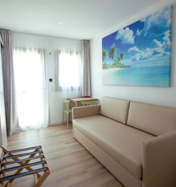 Paradise Island Lodge